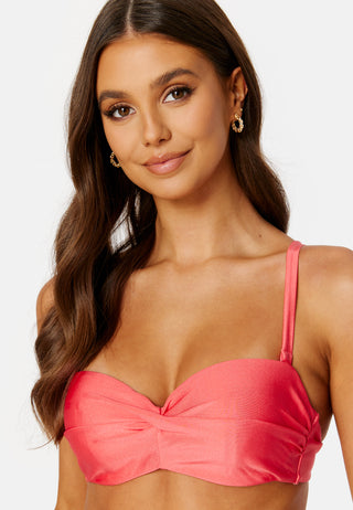 Mila twisted bikini top