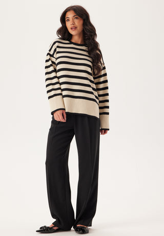 Pcava Ls O-neck Slit Knit