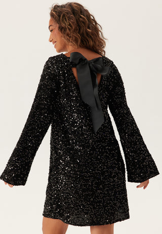 Pckam Ls Deep Back Bow Dress