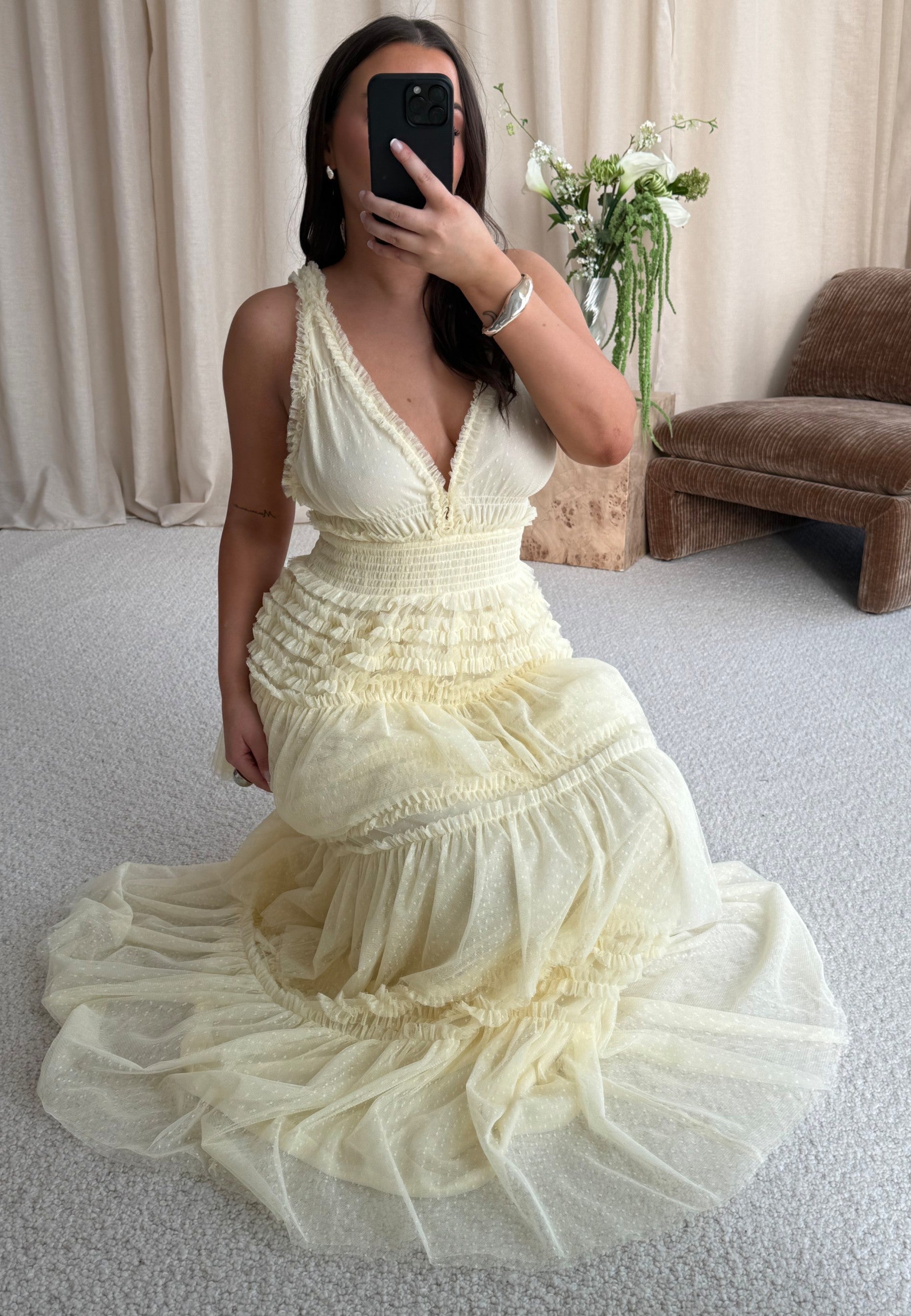 Bubbleroom occasion Frill Dotted Tulle Gown Bridesmaid dresses Yellow Bubbleroom occasion Frill Dotted Tulle Gown Bridesmaid dresses Yellow
