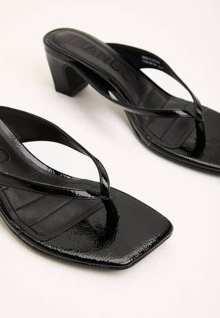 Biaspice Toe Post Faux Leather