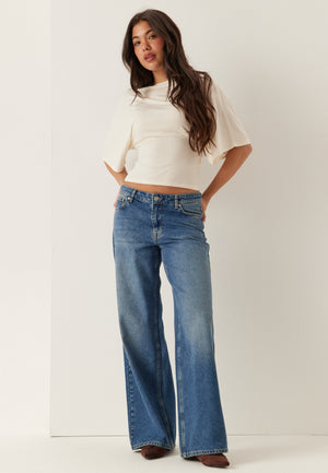 Mid Wide Jeans