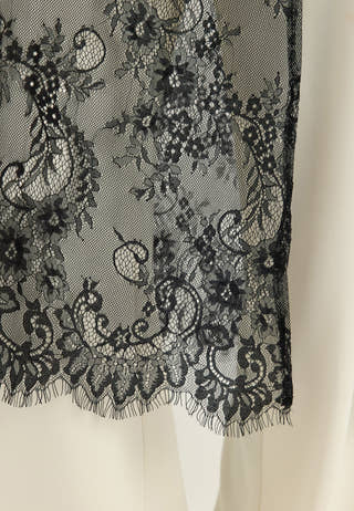 Vialis Wrap Lace Scarf Black