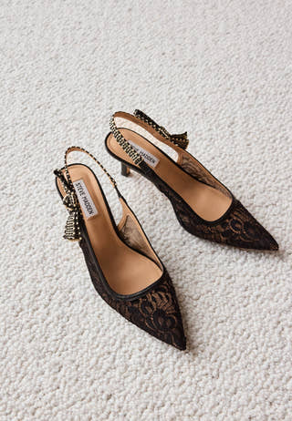 Ensemble Lace Slingback
