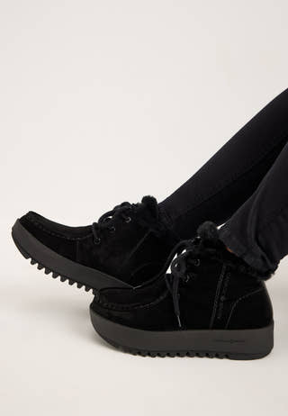 Mount Marty Moc Suede Boot Black