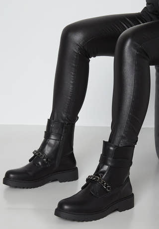Delpha Chain Boot