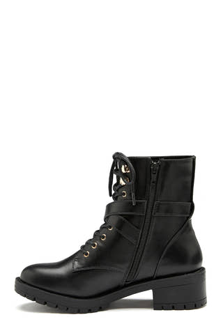 Delyn Buckle Boot