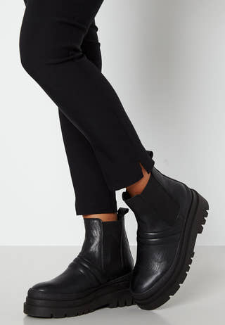 Dema Short Boot