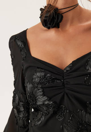 3D Flower Long Sleeve Blouse