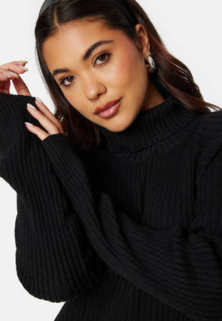 Amira knitted slit dress