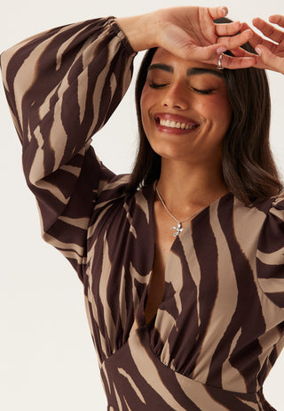 bubbleroom-balloon-sleeve-maxi-dress_6