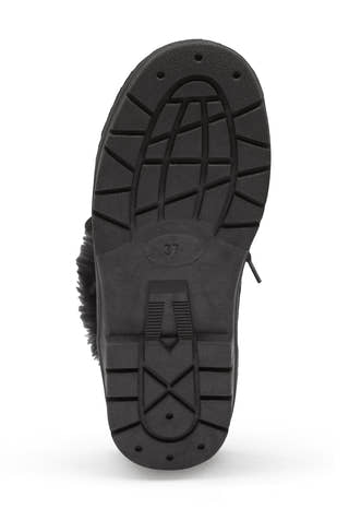 Breanna Snow Sneakers