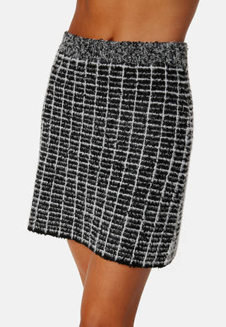 Short Knitted Skirt