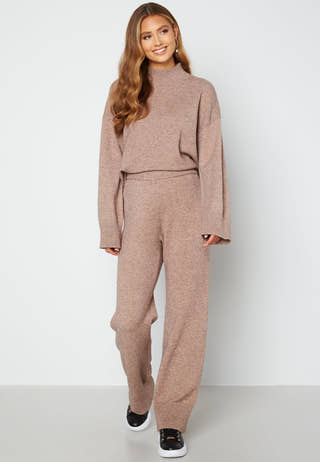 Rinja Knitted Sweater