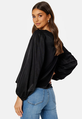 Round Neck Balloon Sleeve Blouse
