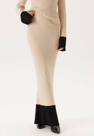 Contrast Rib Knitted Skirt