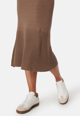 Fine Knitted Turtle Neck Dress