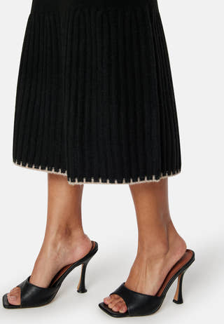 Contrast Edge Knitted Skirt