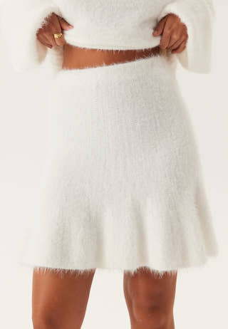 Fluffy Knitted Short Skirt