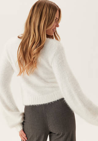 bubbleroom-fluffy-knitted-sweater_1_dce952c0-3a0b-465f-a0e8-ae1ae34d5179