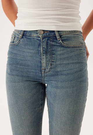 High Flare Superstretch Jeans