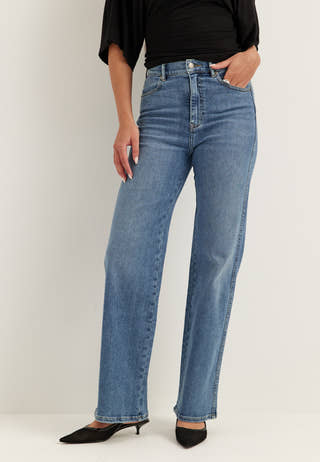 High Straight Leg Jeans