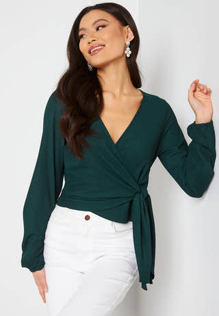 Leighton wrap top