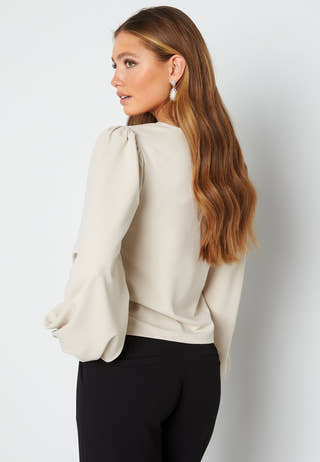 Leonne puff sleeve top