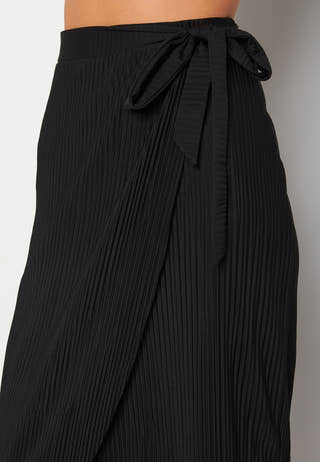 Lola pleated skirt