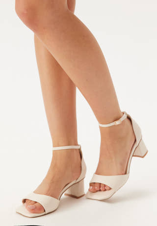 Low Heel Sandal
