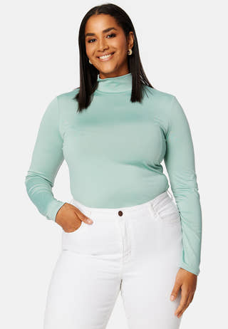 Maxime turtleneck top