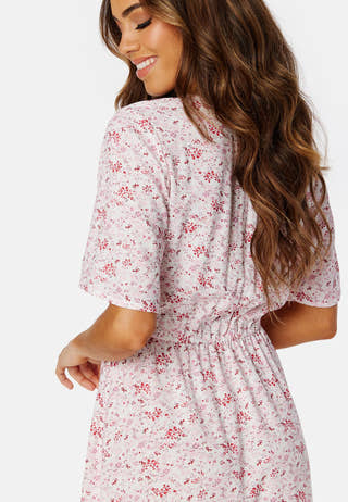 Melanie butterfly sleeve dress