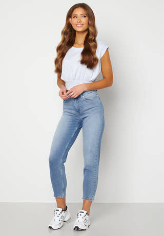 Melinda comfy mom jeans