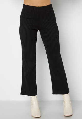 Noemi knitted set