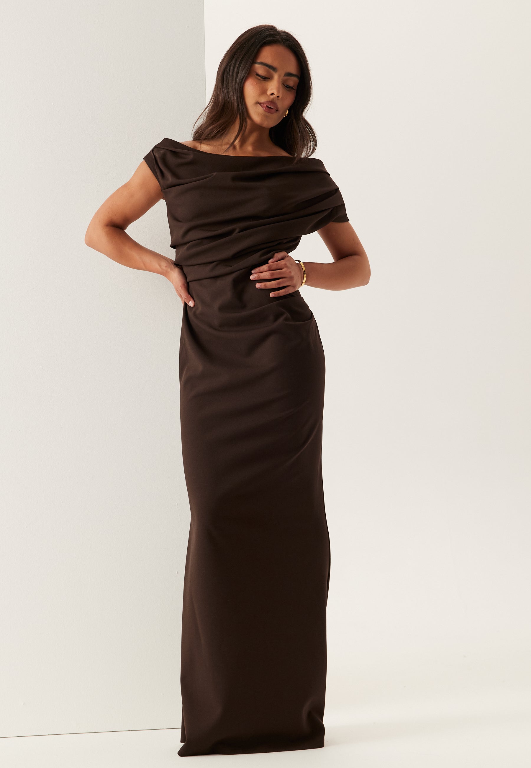 Bubbleroom occasion Asymmetric Draped Maxi Dress Bridesmaid dresses Brown Bubbleroom occasion Asymmetric Draped Maxi Dress Bridesmaid dresses Brown