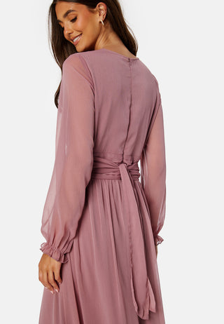 Delilah prom dress