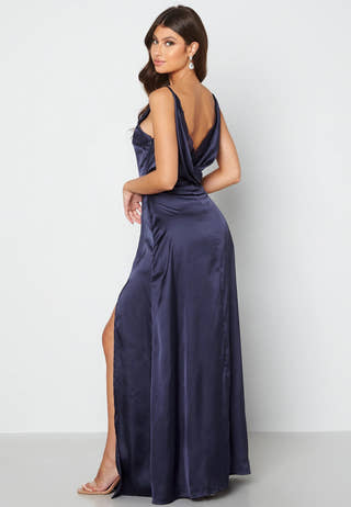 bubbleroom-occasion-drapy-back-slit-satin-gown_26_9e79ee42-0365-4e6f-9314-4093b52bf60a