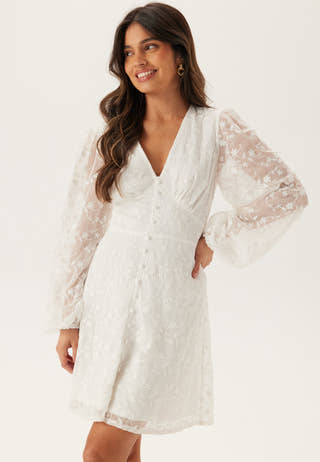 bubbleroom-occasion-embroidered-short-dress_1_56ca493f-d5e0-45fa-91f0-07c82355d5e0