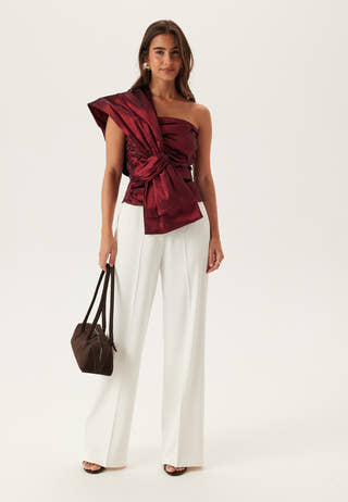 One Shoulder Bow Top