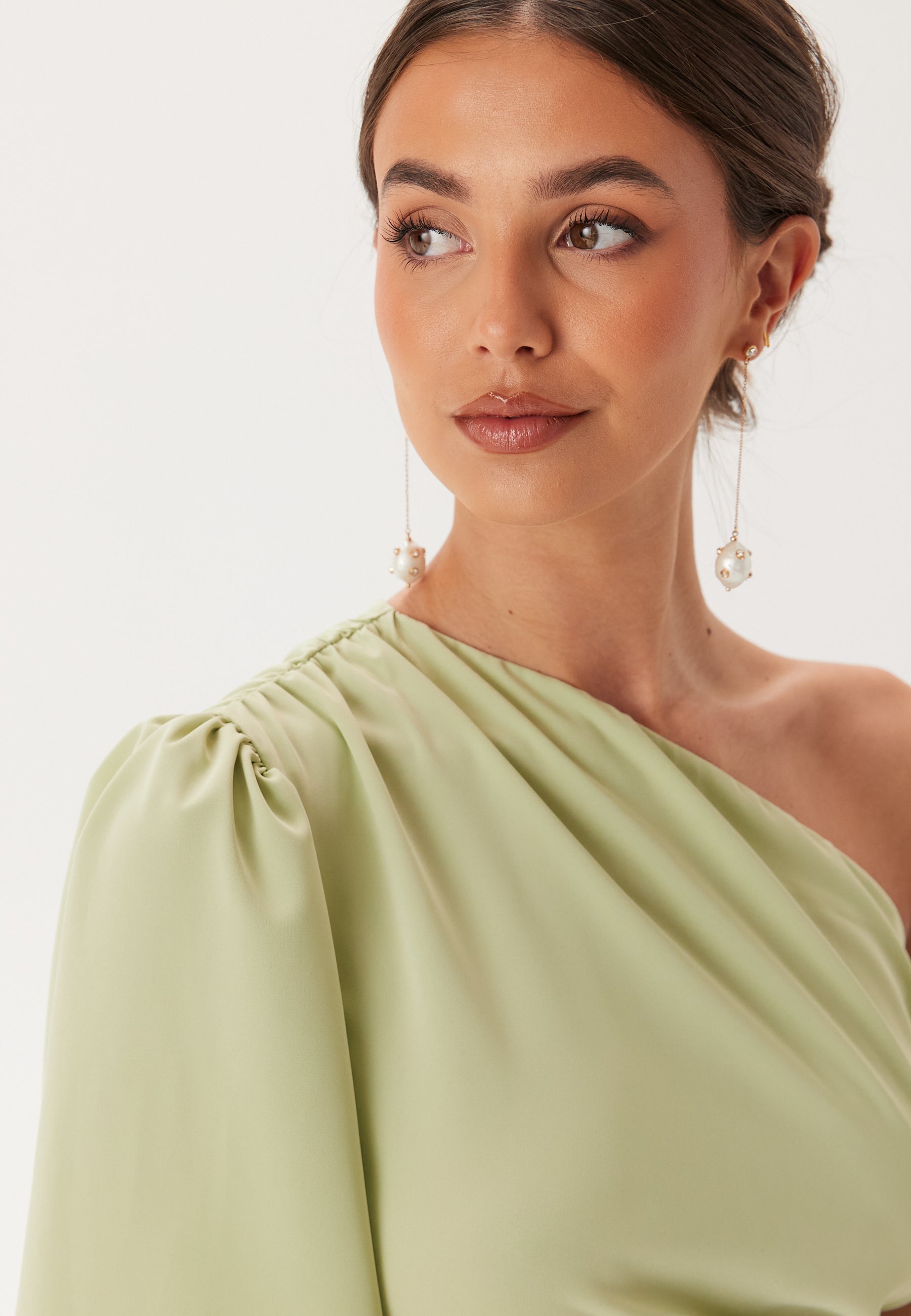 Bubbleroom occasion Ruched One Shoulder Midi Dress Bridesmaid dresses Green Bubbleroom occasion Ruched One Shoulder Midi Dress Bridesmaid dresses Green