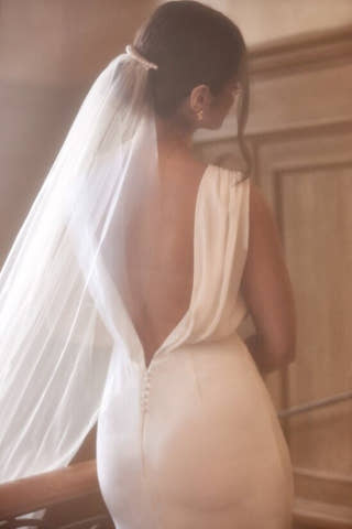 Open Back Sleeveless Wedding Gown