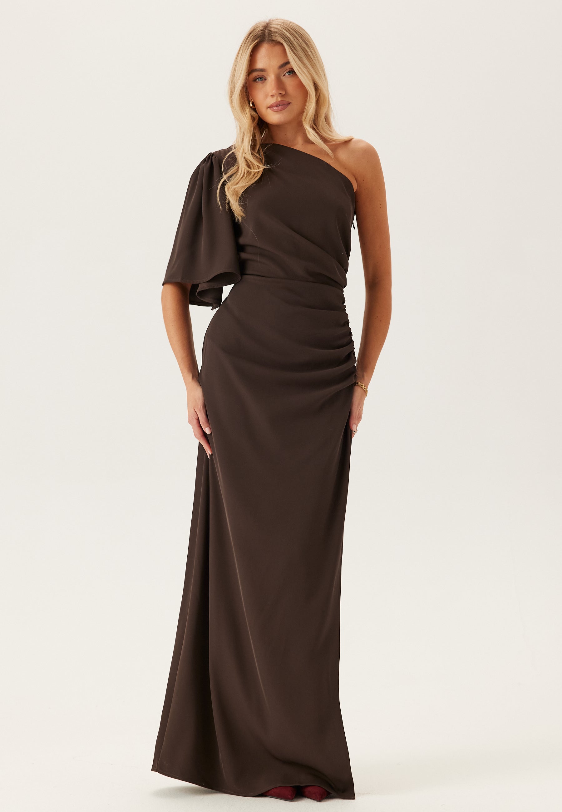 Bubbleroom occasion Ruched One Shoulder Gown Bridesmaid dresses Brown Bubbleroom occasion Ruched One Shoulder Gown Bridesmaid dresses Brown