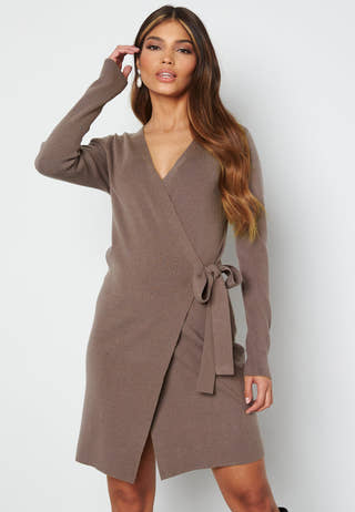 Odelia knitted wrap dress