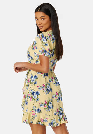 Patrinia wrap dress