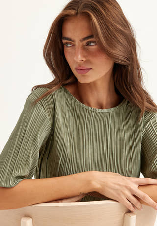 Short Sleeve Pleated Top