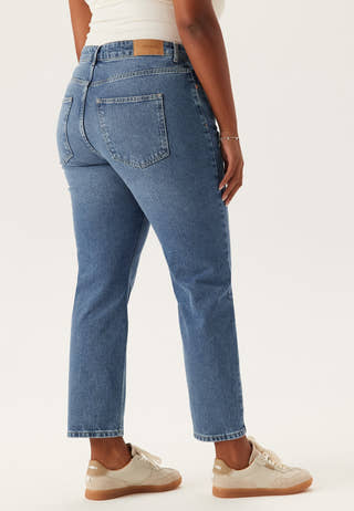 Slim Ankle Jeans