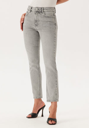 Slim Ankle Jeans