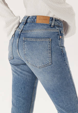 Slim Ankle Jeans