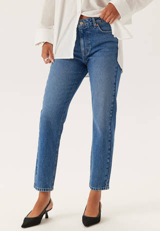 Slim Ankle Jeans