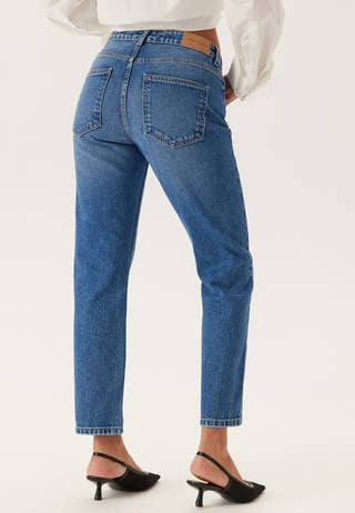 Slim Ankle Jeans